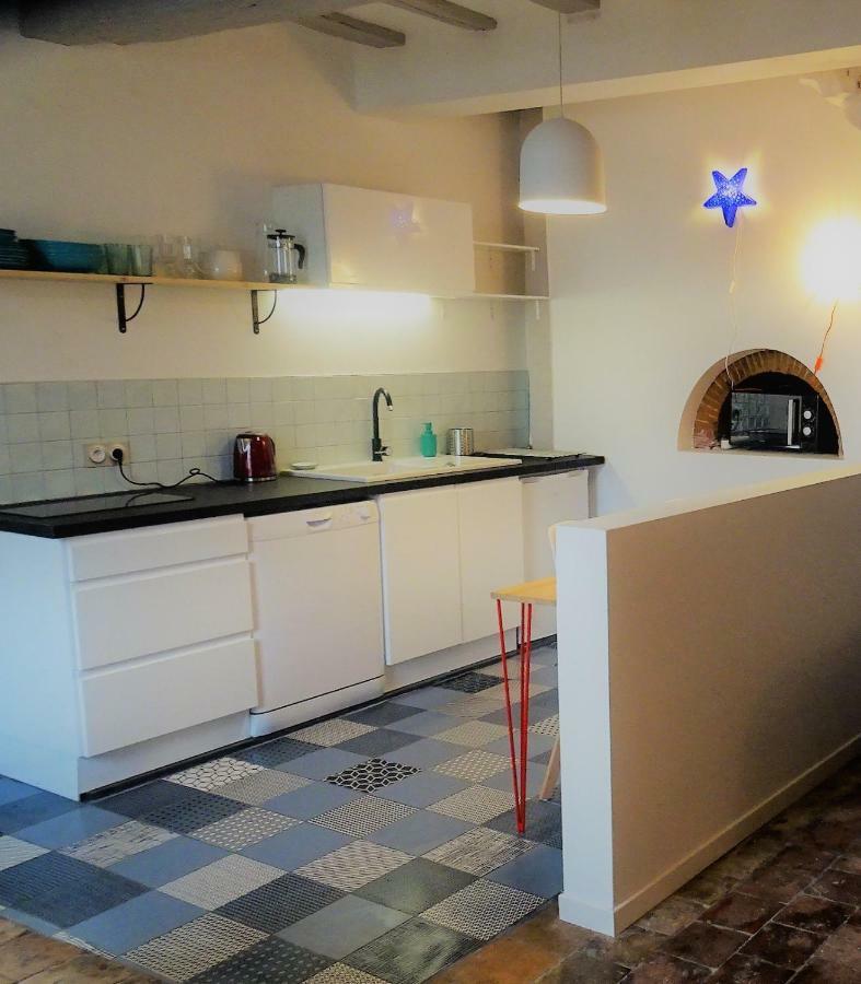 Appartement Spacieux Avec Une Vue Sur Tours Eksteriør bilde