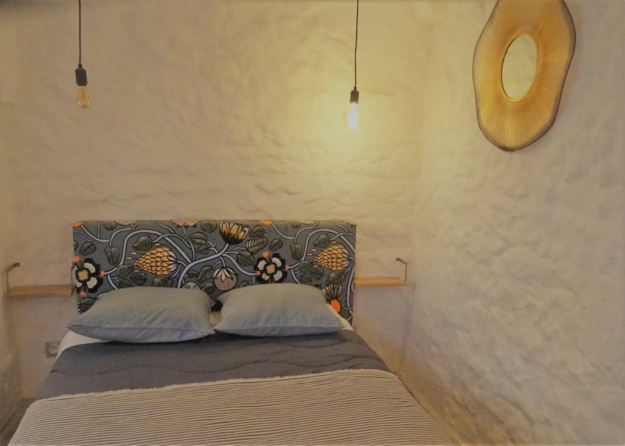 Appartement Spacieux Avec Une Vue Sur Tours Eksteriør bilde