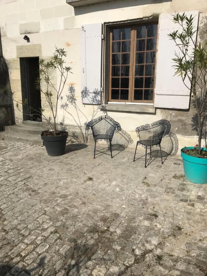 Appartement Spacieux Avec Une Vue Sur Tours Eksteriør bilde